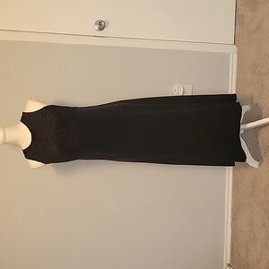 Elegant Black Sleeveless Dress